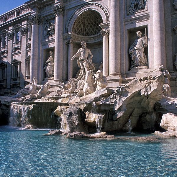 Angled picture of the famous Fontana di Trevi in Rome